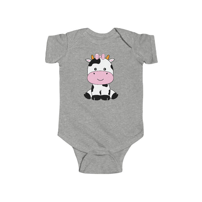 Mignon bébé fille vache cache-couche