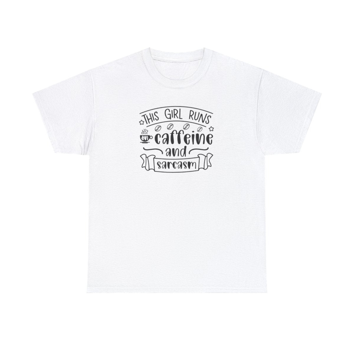 Cette fille fonctionne à la caféine et au sarcasme (T-shirt adulte)