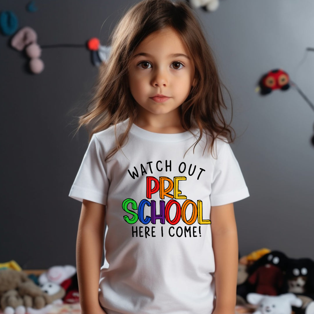 ¡Cuidado preescolar, allá voy! (Camiseta unisex para niños)