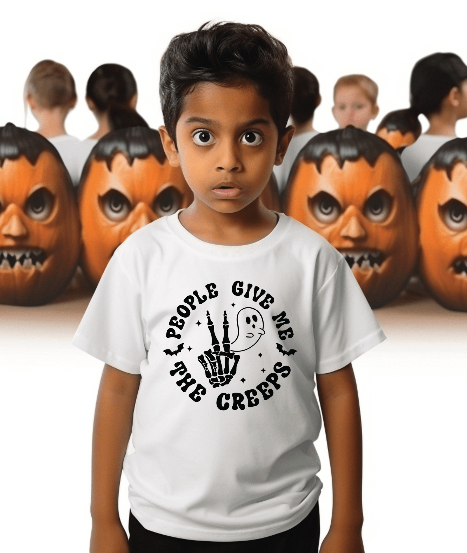 People give me the creeps (Youth T-Shirt)
